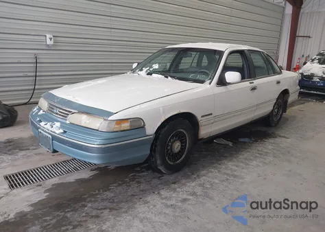1994 Ford Crown Victoria Lx z USA, uszkodzony, nr VIN 2FALP74W8RX100089